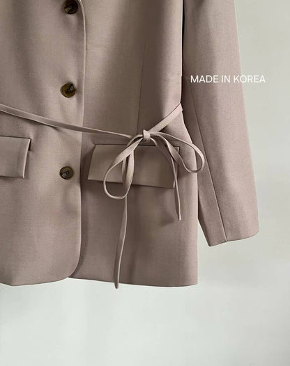 1A213 腰帶長版西裝
