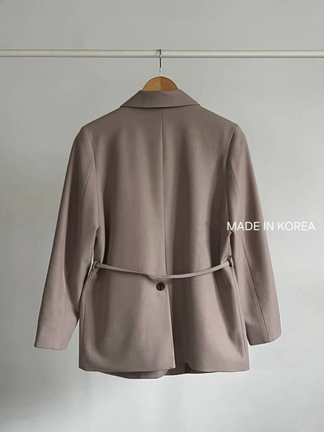 1A213 腰帶長版西裝