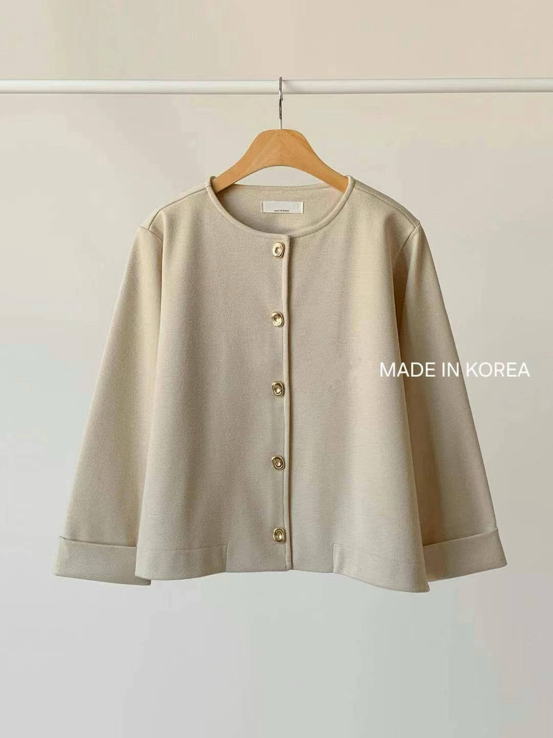 1A217 金扣圓領外套