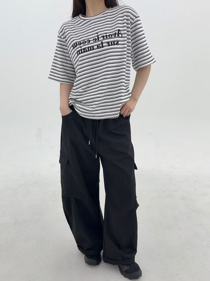 1B118 絨面字母橫條短T