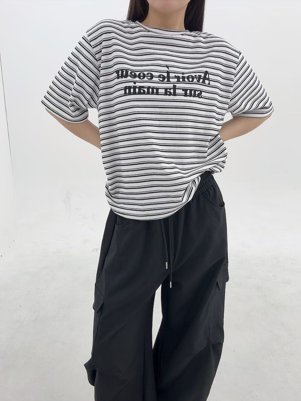 1B118 絨面字母橫條短T