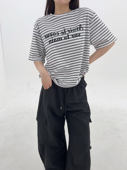 1B118 絨面字母橫條短T