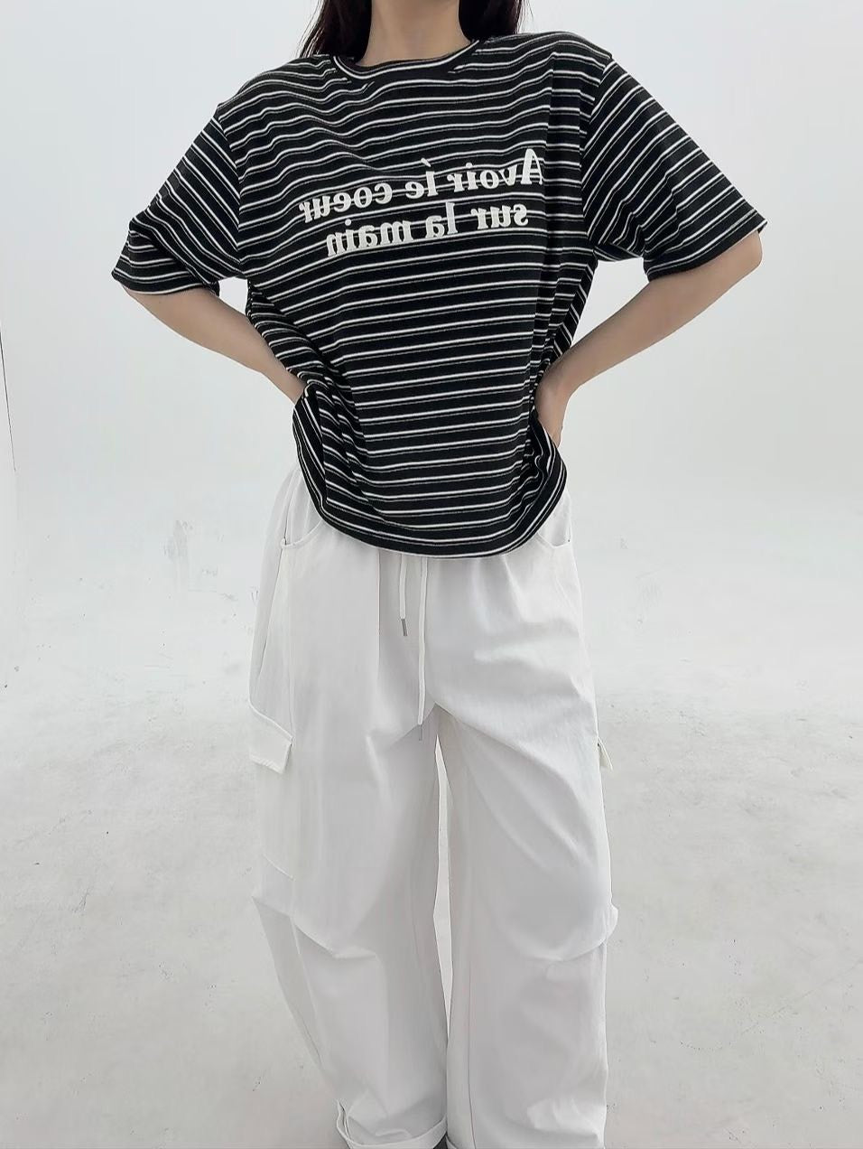 1B118 絨面字母橫條短T