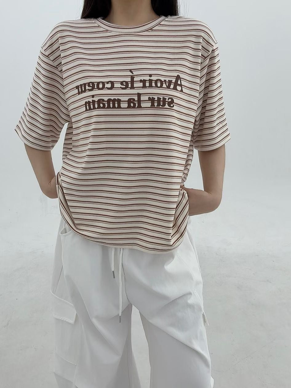 1B118 絨面字母橫條短T