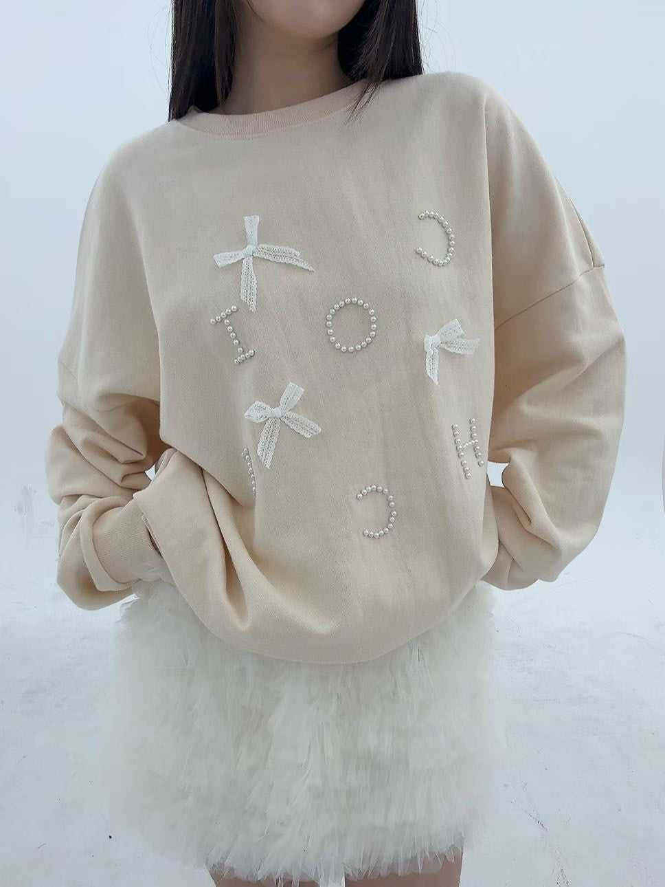 1B111 蝴蝶結珍珠字母衛衣