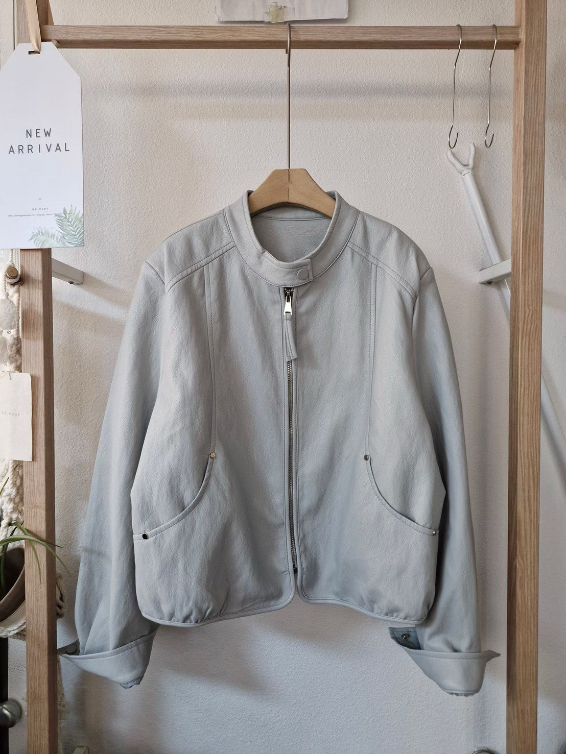 1C313 圓領簡約皮衣