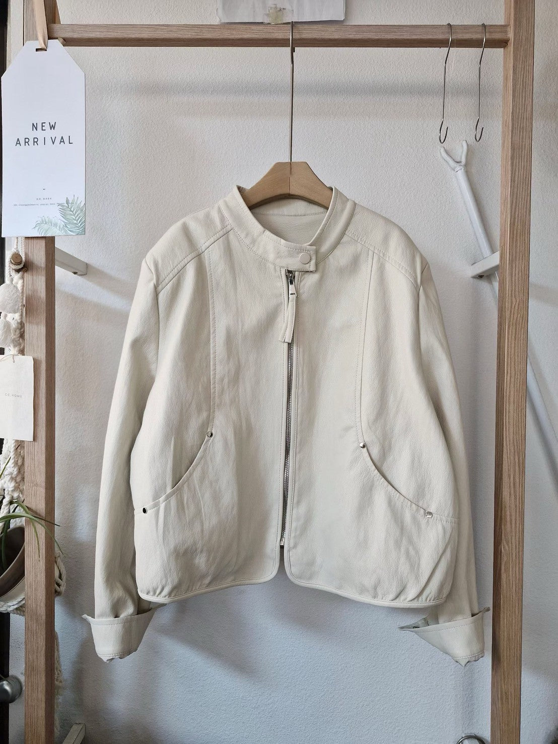 1C313 圓領簡約皮衣