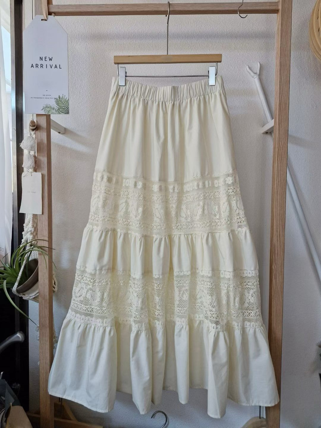 1C311 拚蕾絲長傘裙