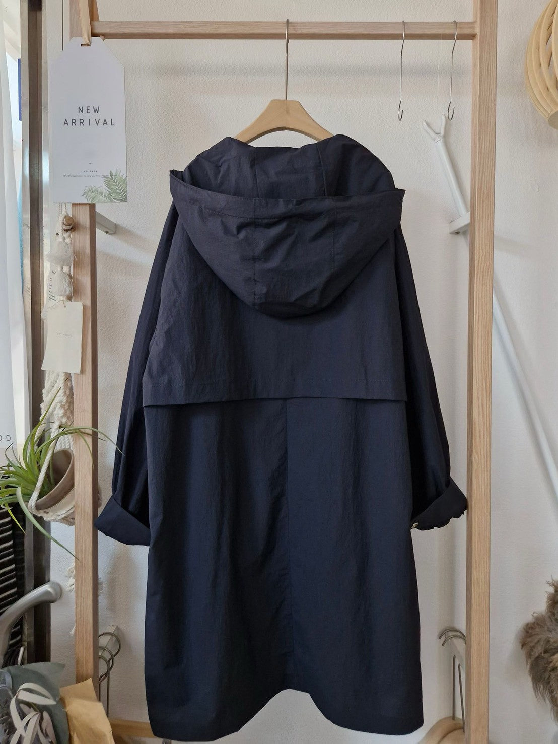 1C308 連帽長版風衣