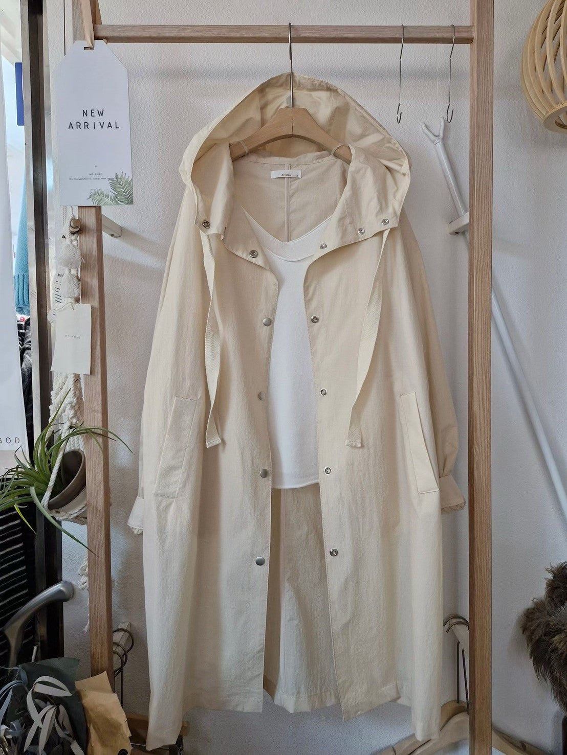 1C308 連帽長版風衣