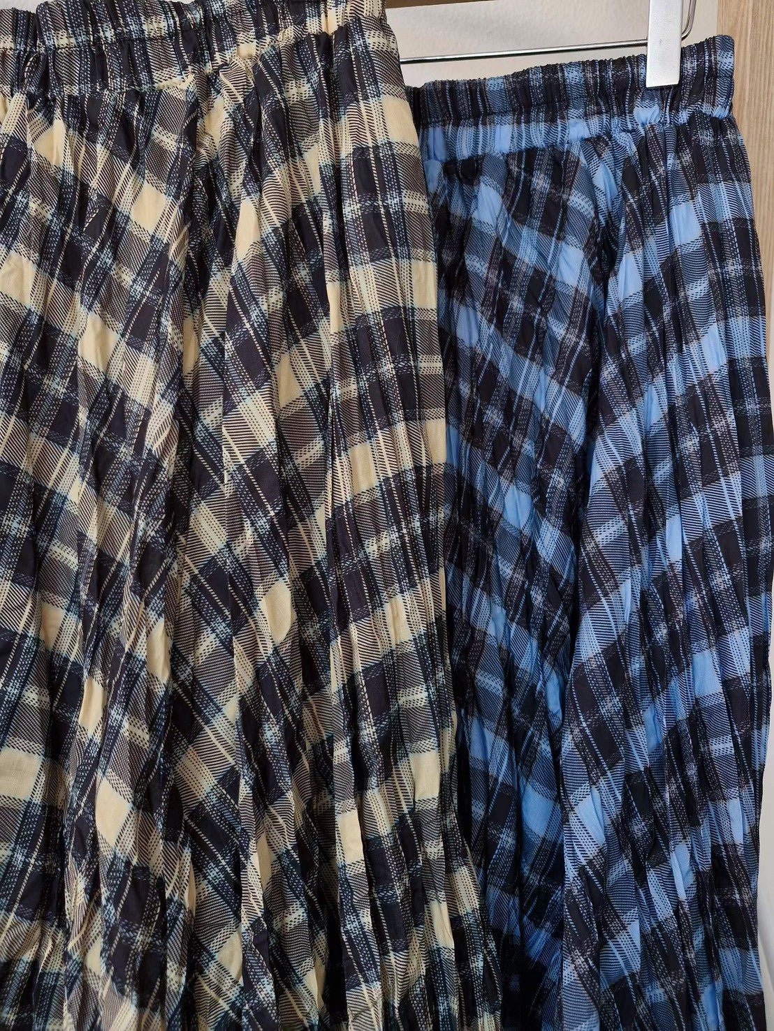 1C307 鬆緊腰格紋長裙