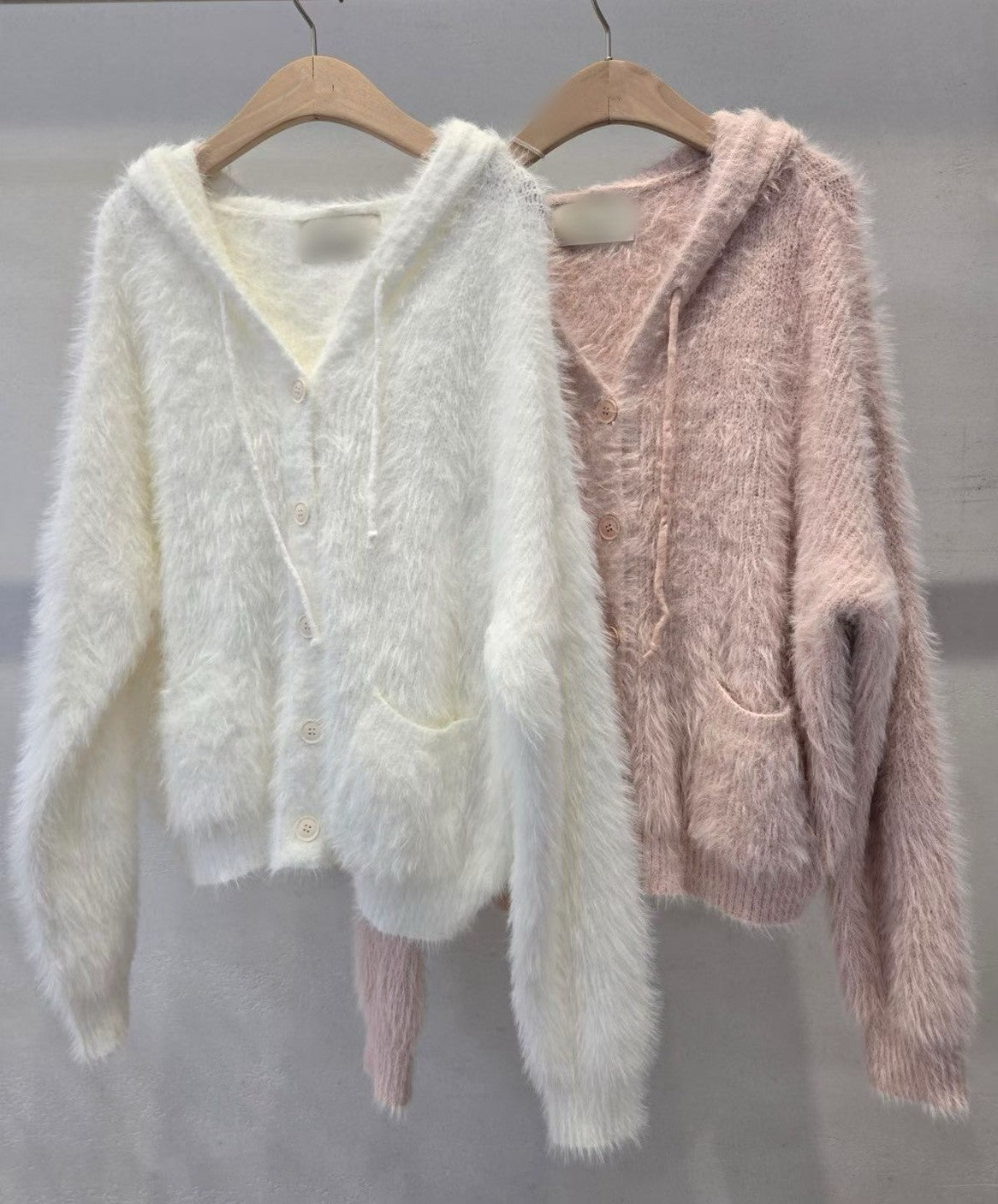 1D113 抽鬚感連帽排釦外套