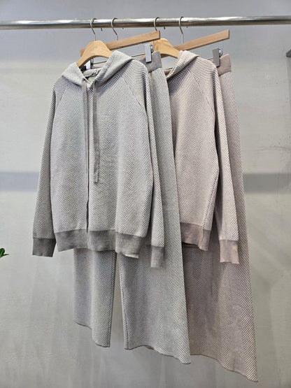 1D114 人字紋連帽針織衫+長褲套裝