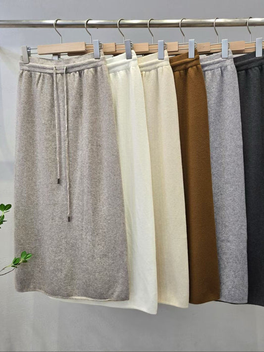 1D102 鬆緊腰針織長裙