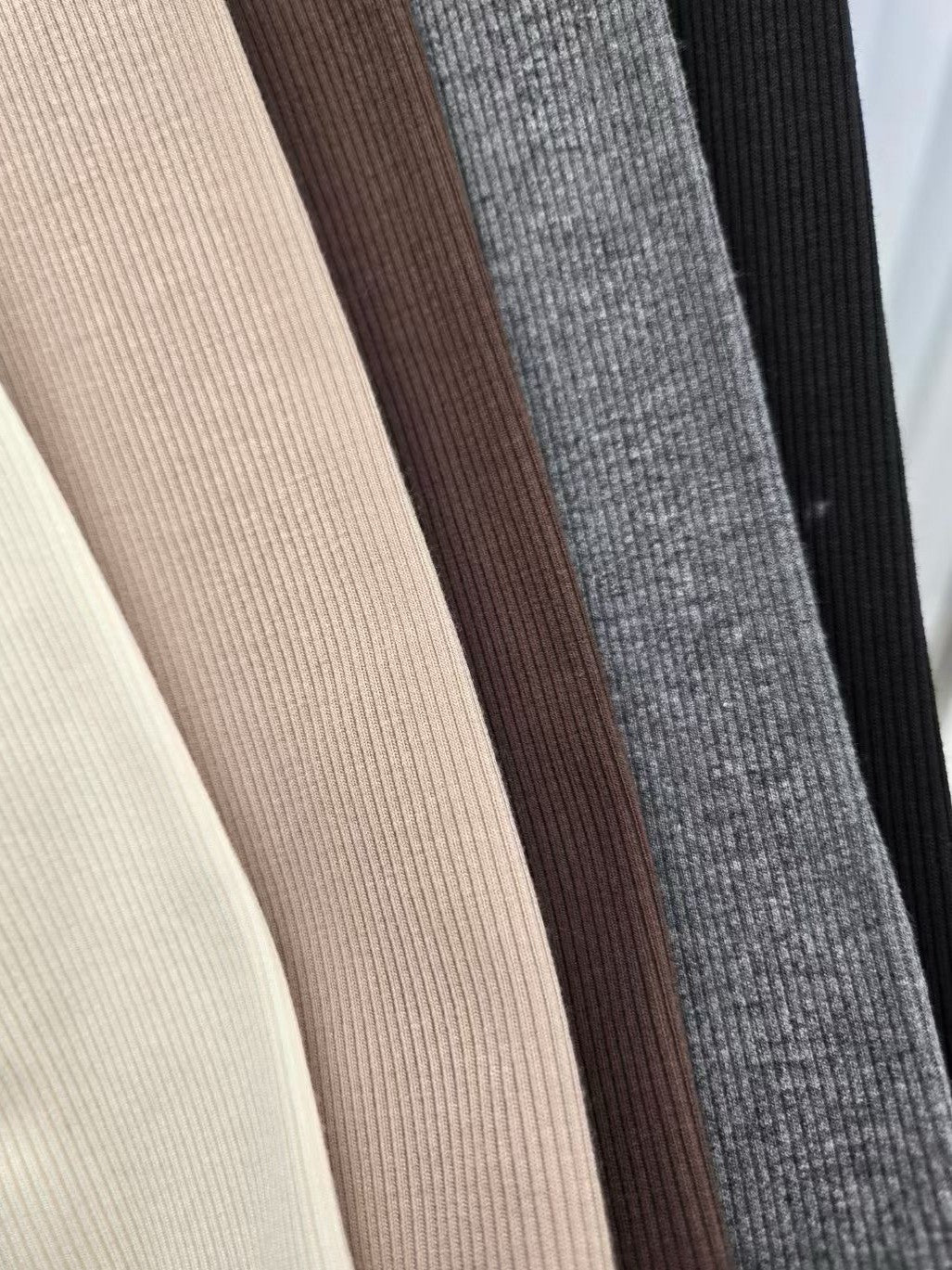 1D108 V領BRA蕾絲螺紋棉長T(內磨毛)