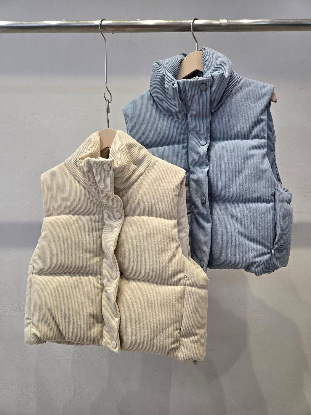 1D104 燈心絨短版鋪棉背心