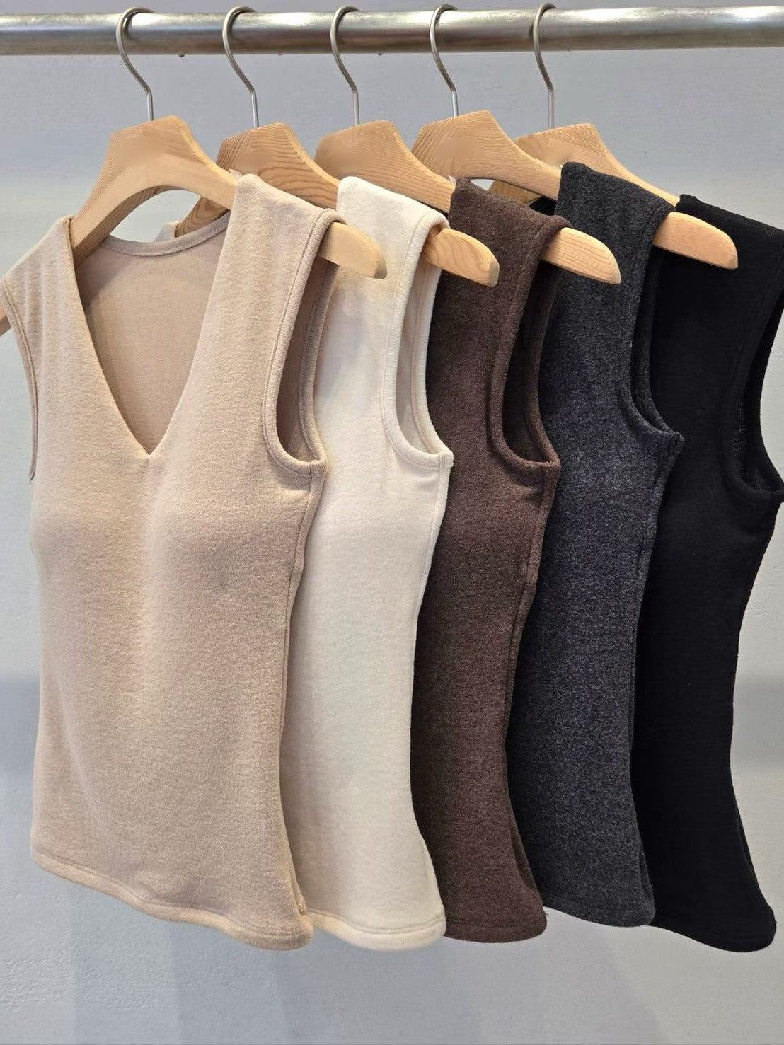 1D103 BRA親膚棉V領背心