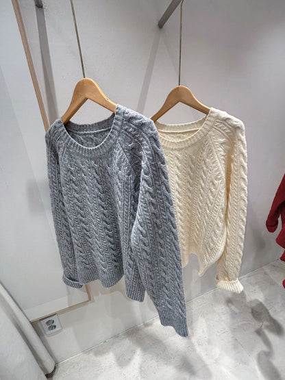 1B207 圓領麻花紋微鬆份毛衣