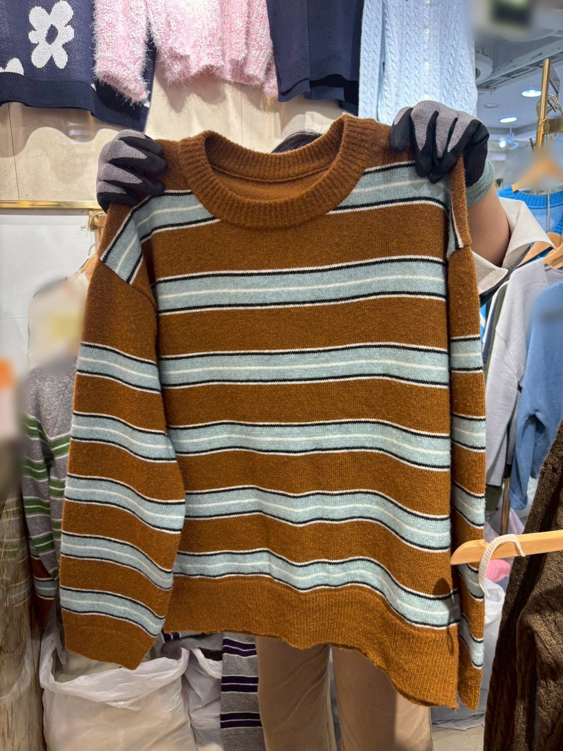 1B213 雙橫條毛衣