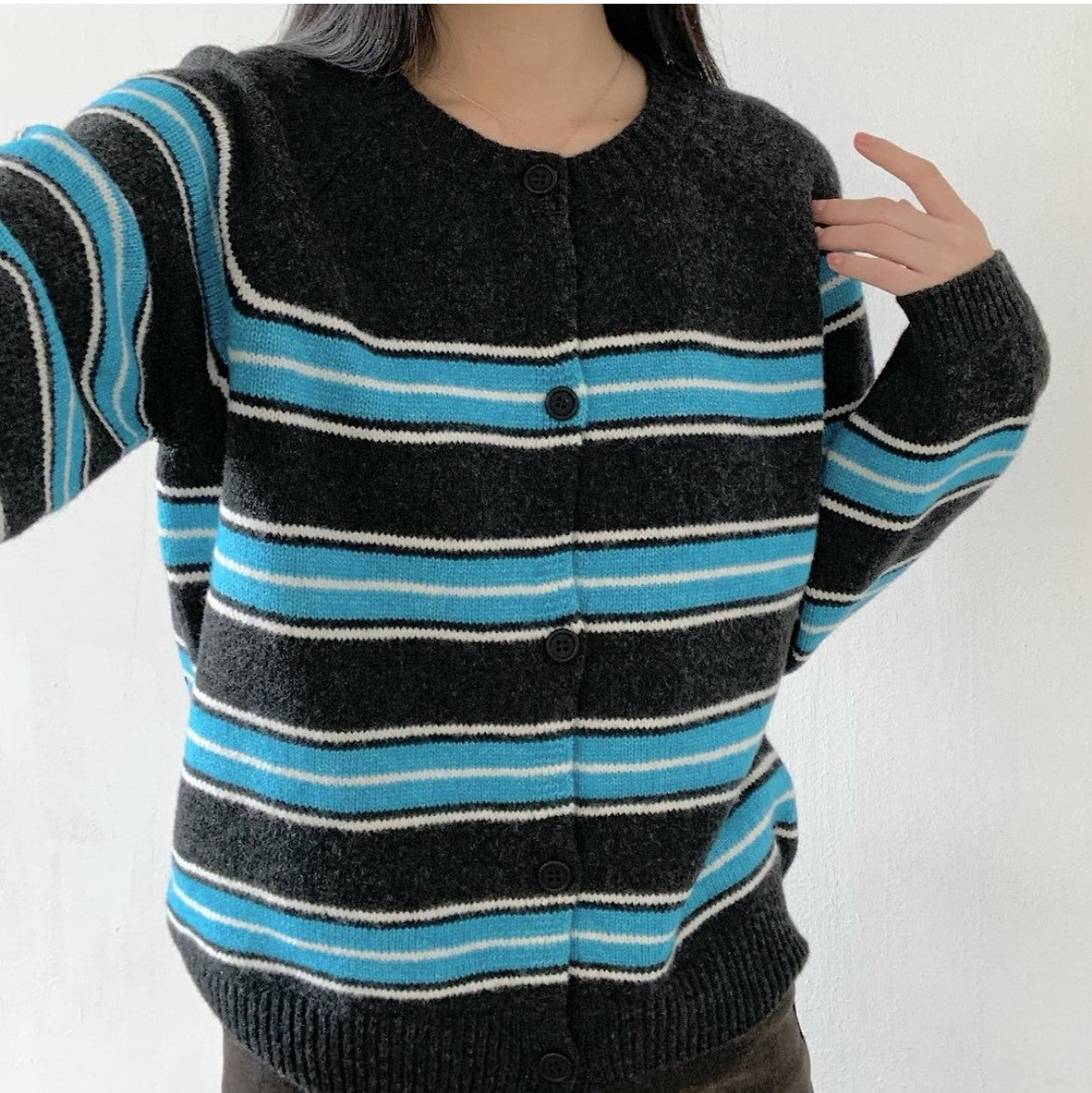 1B211 配色橫條針織外套