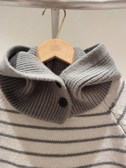 1B210 連帽脖圍+細條紋毛衣