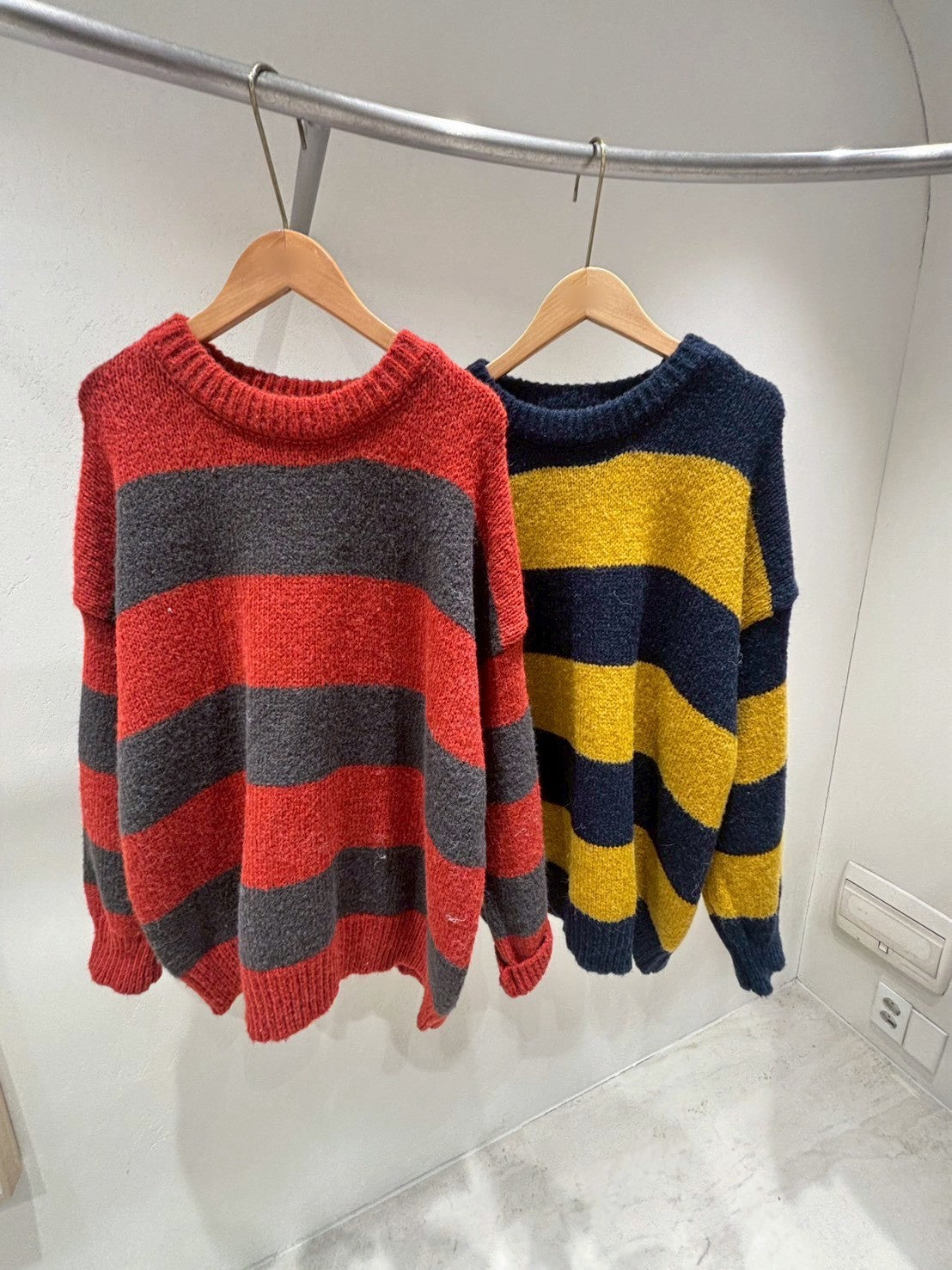 1B202 寬條紋毛衣