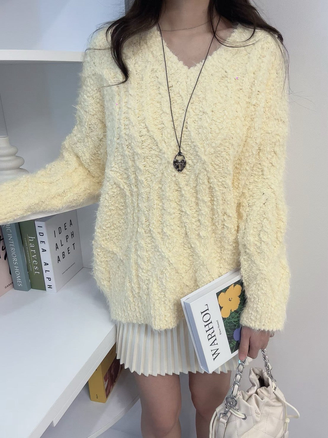 1C113 V領粗織紋長版毛衣