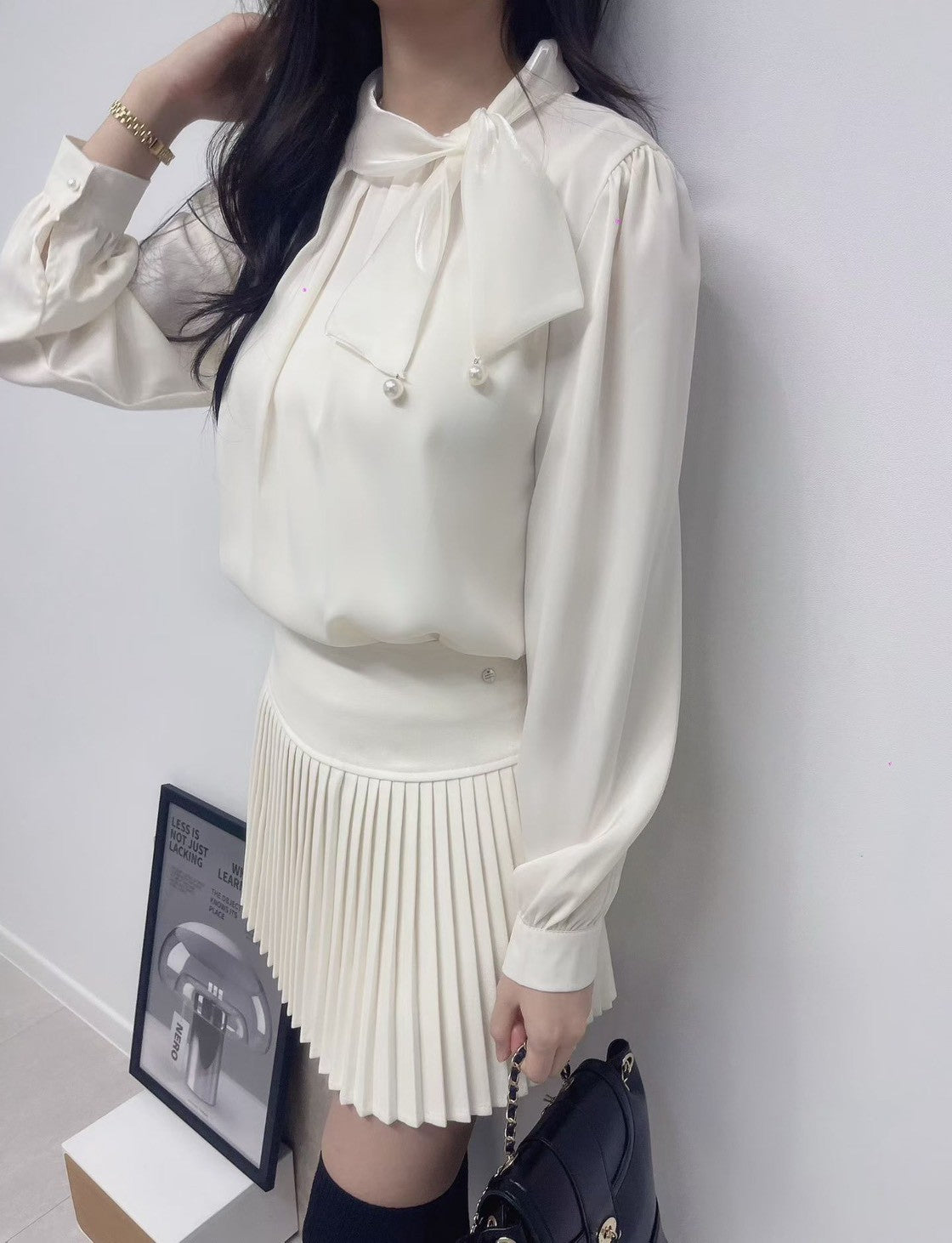 1C103 珍珠領巾珠光雪紡上衣