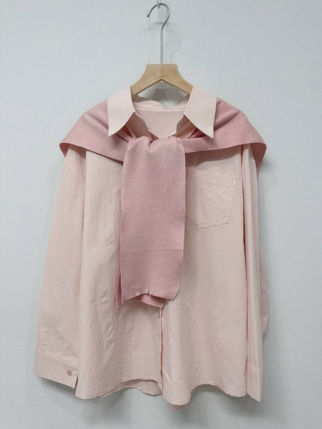 1C111 同色系襯衫+針織披肩