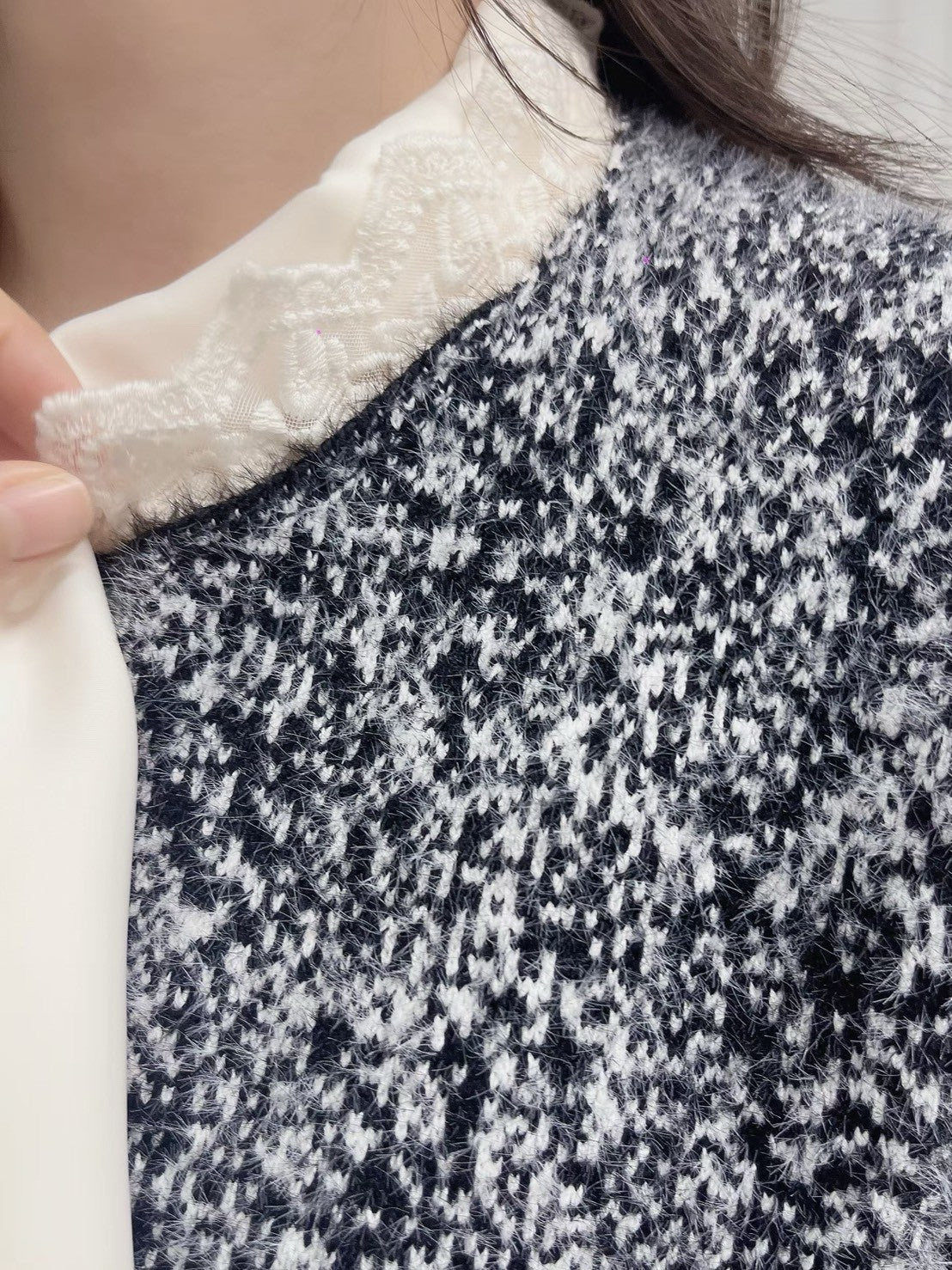 1C109 蕾絲邊混色毛呢外套