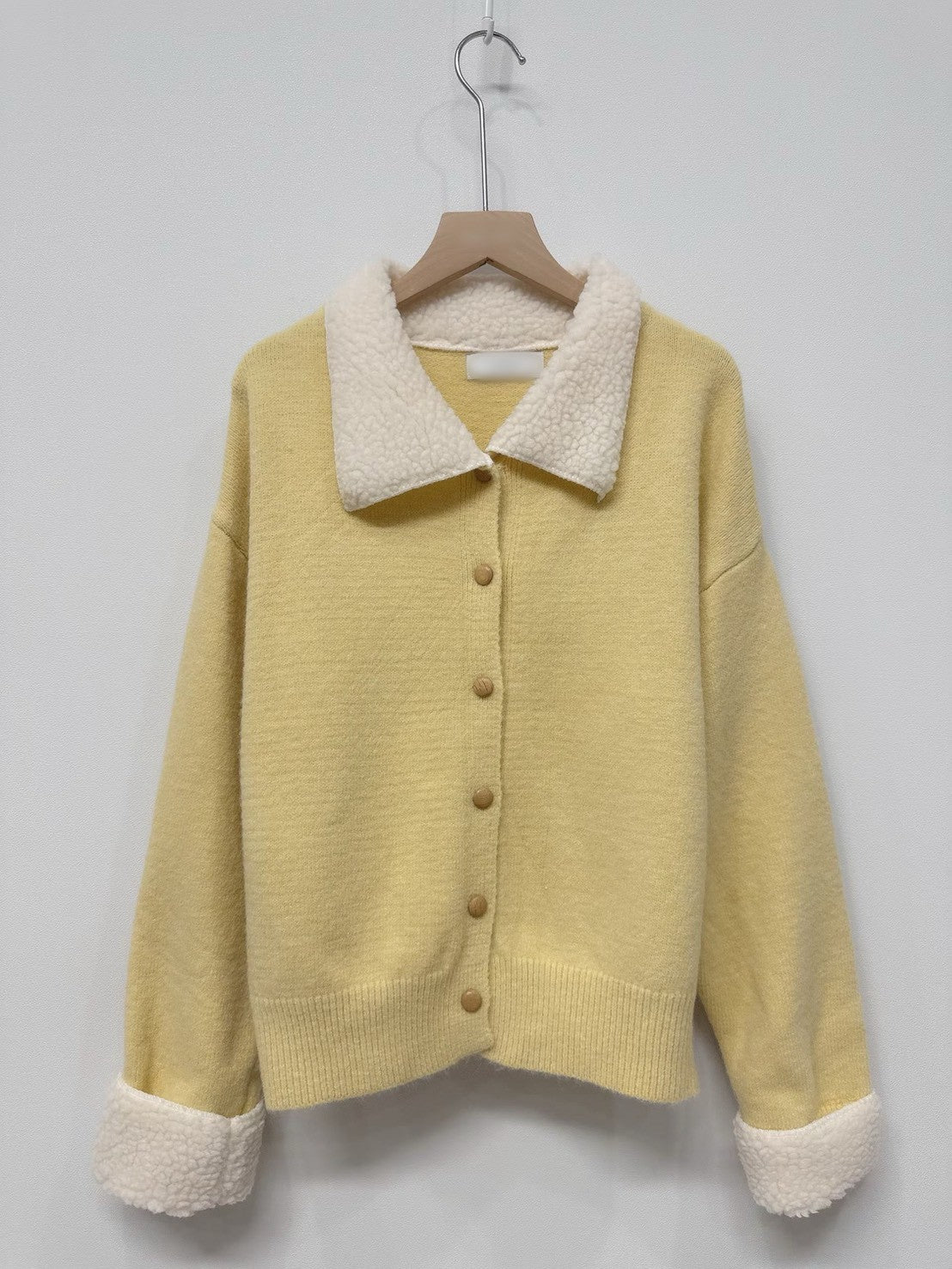 1C107 羔羊毛領排釦針織外套