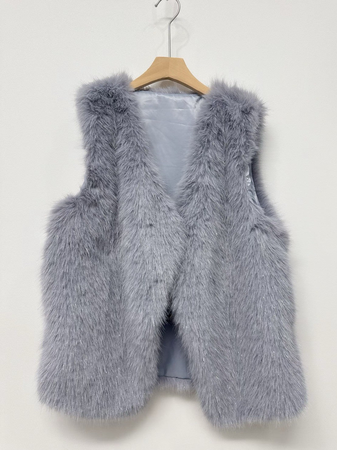 1C102 銀蔥長版皮草背心