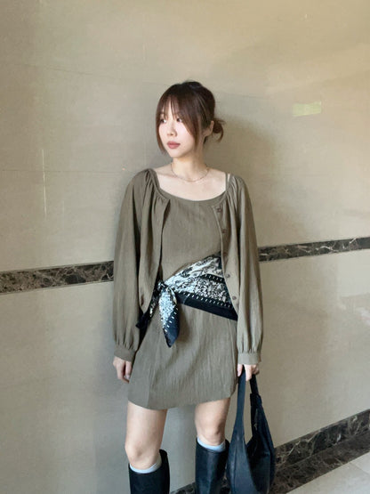 SC010 腰果花絲質大方巾