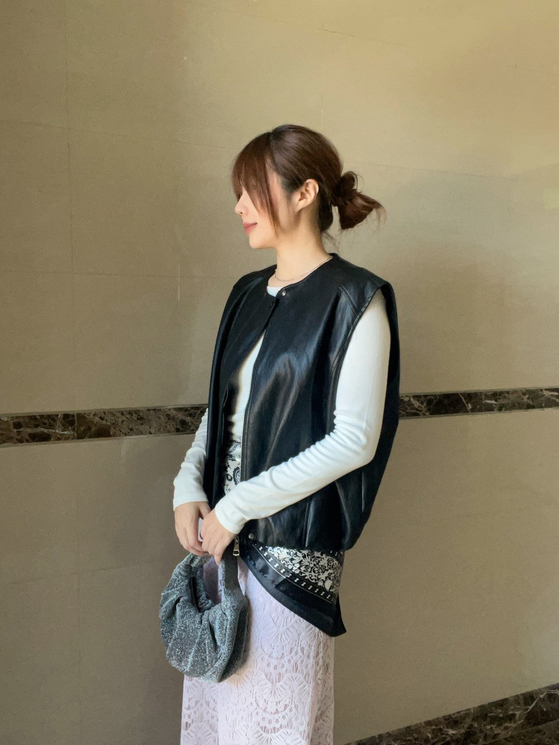 SC010 腰果花絲質大方巾