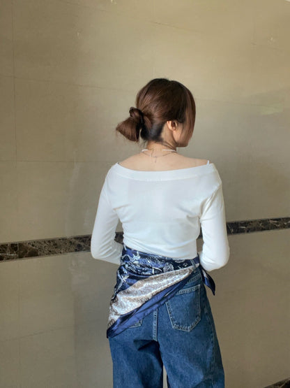 SC010 腰果花絲質大方巾