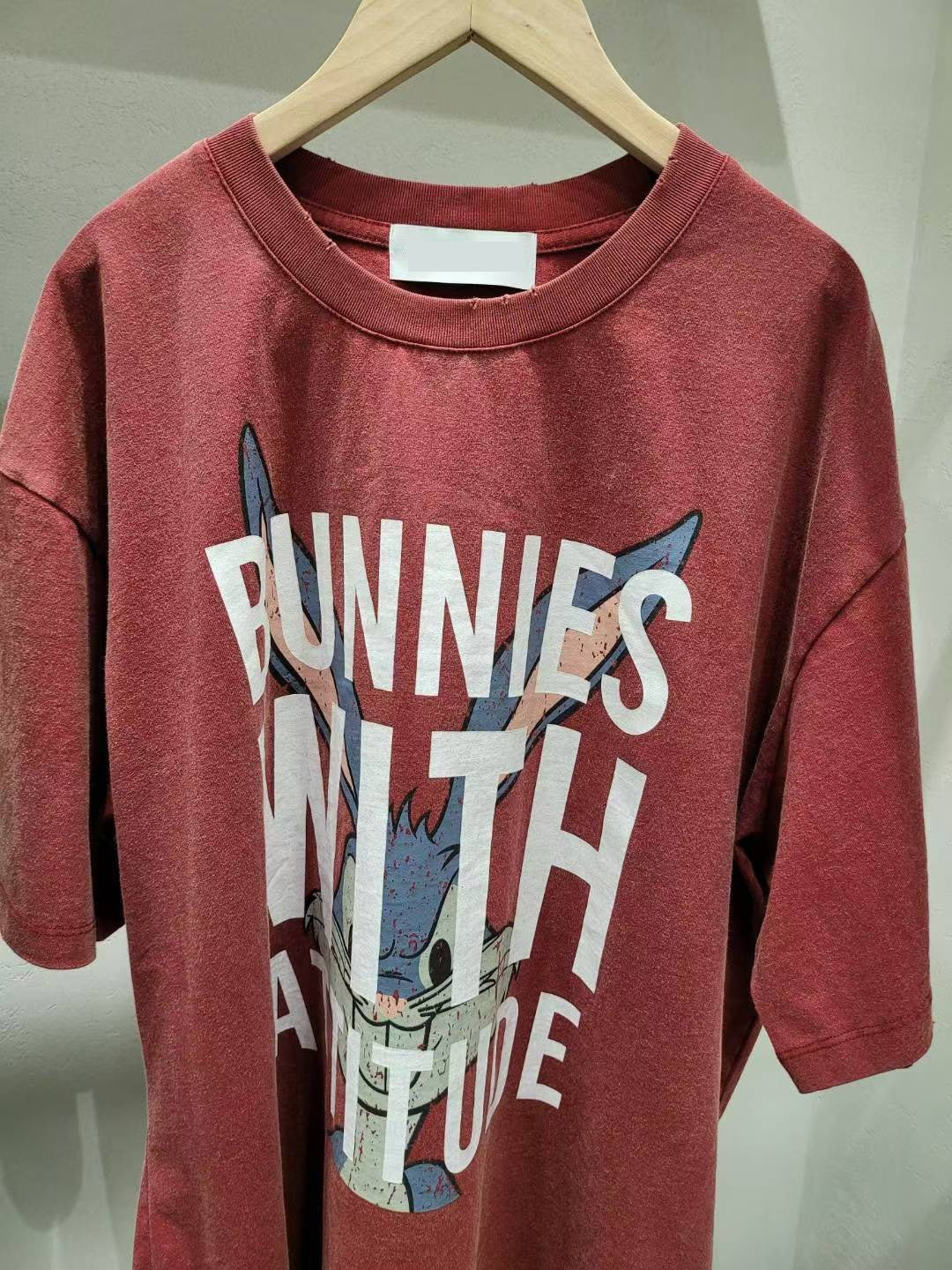 10A102 大兔兔字母長版短T