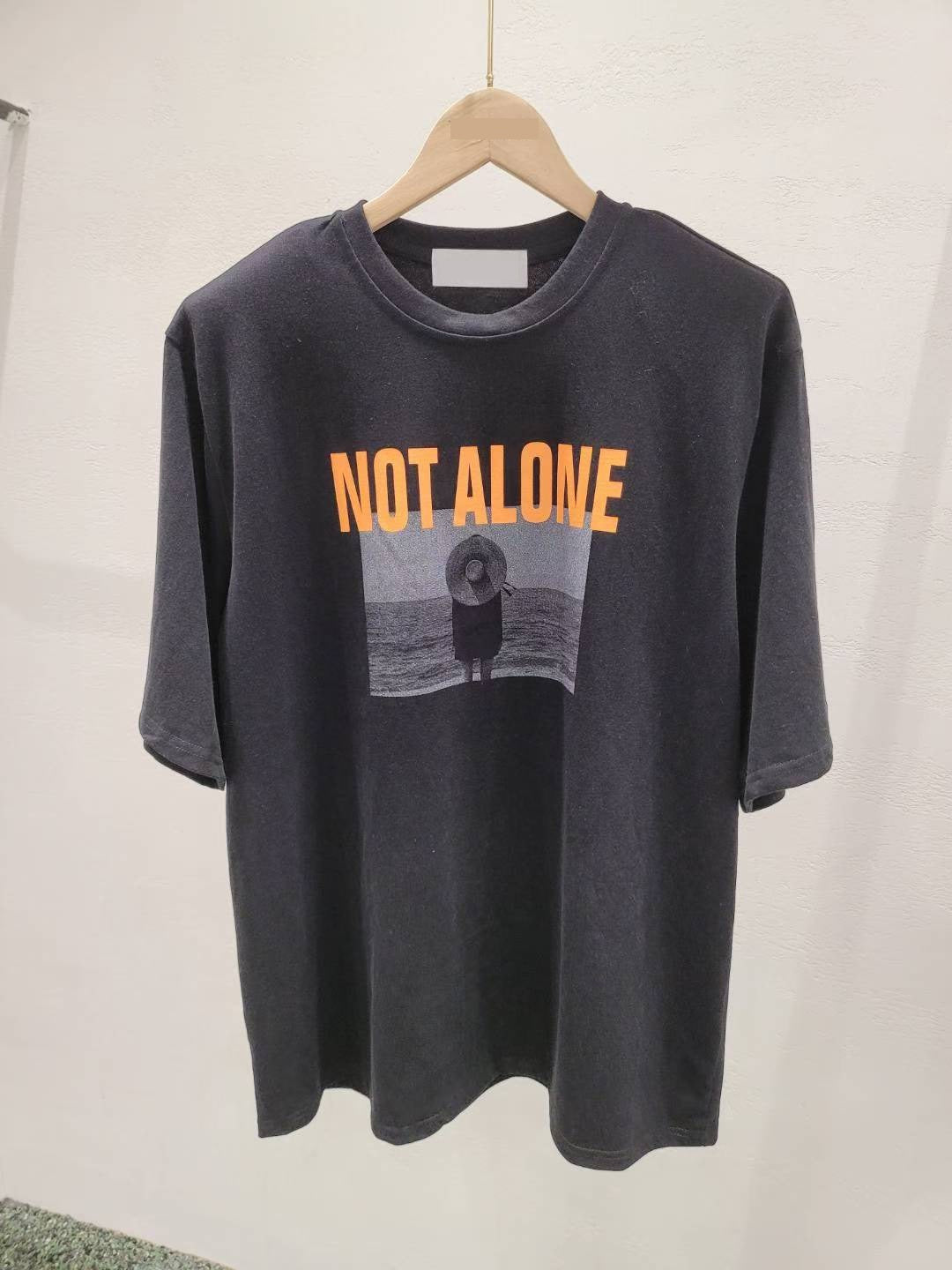 10A115 橘色字母照片長版短T