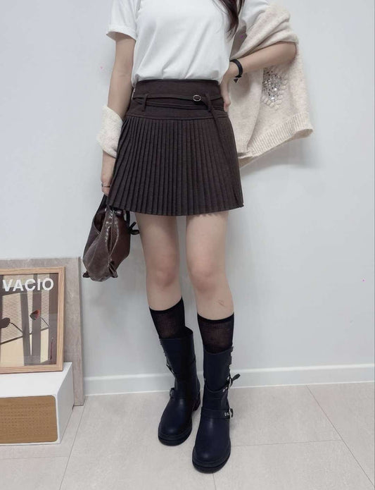 10D102 毛呢細百褶短褲裙