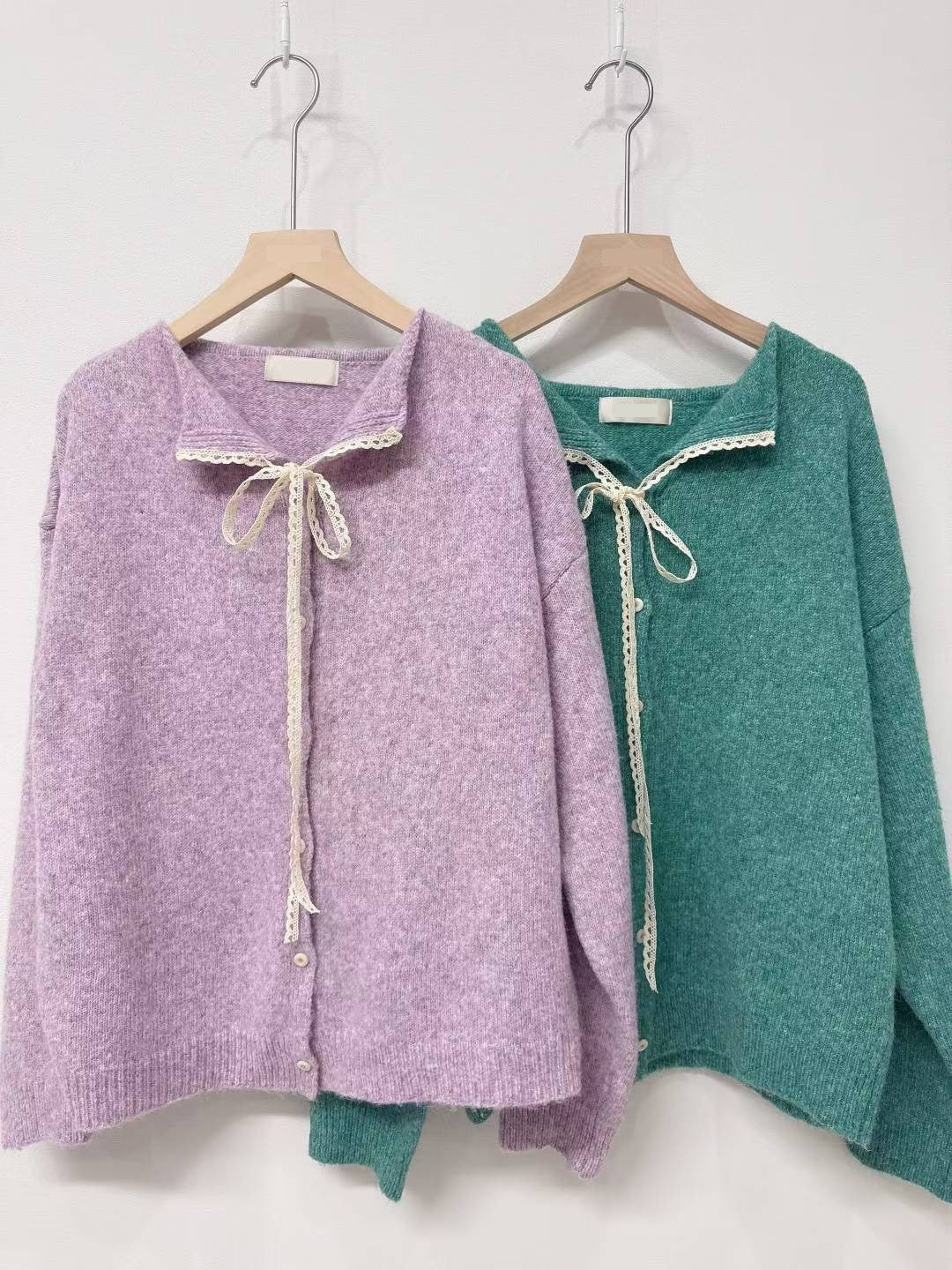 10D116 開襟蕾絲綁帶領針織外套