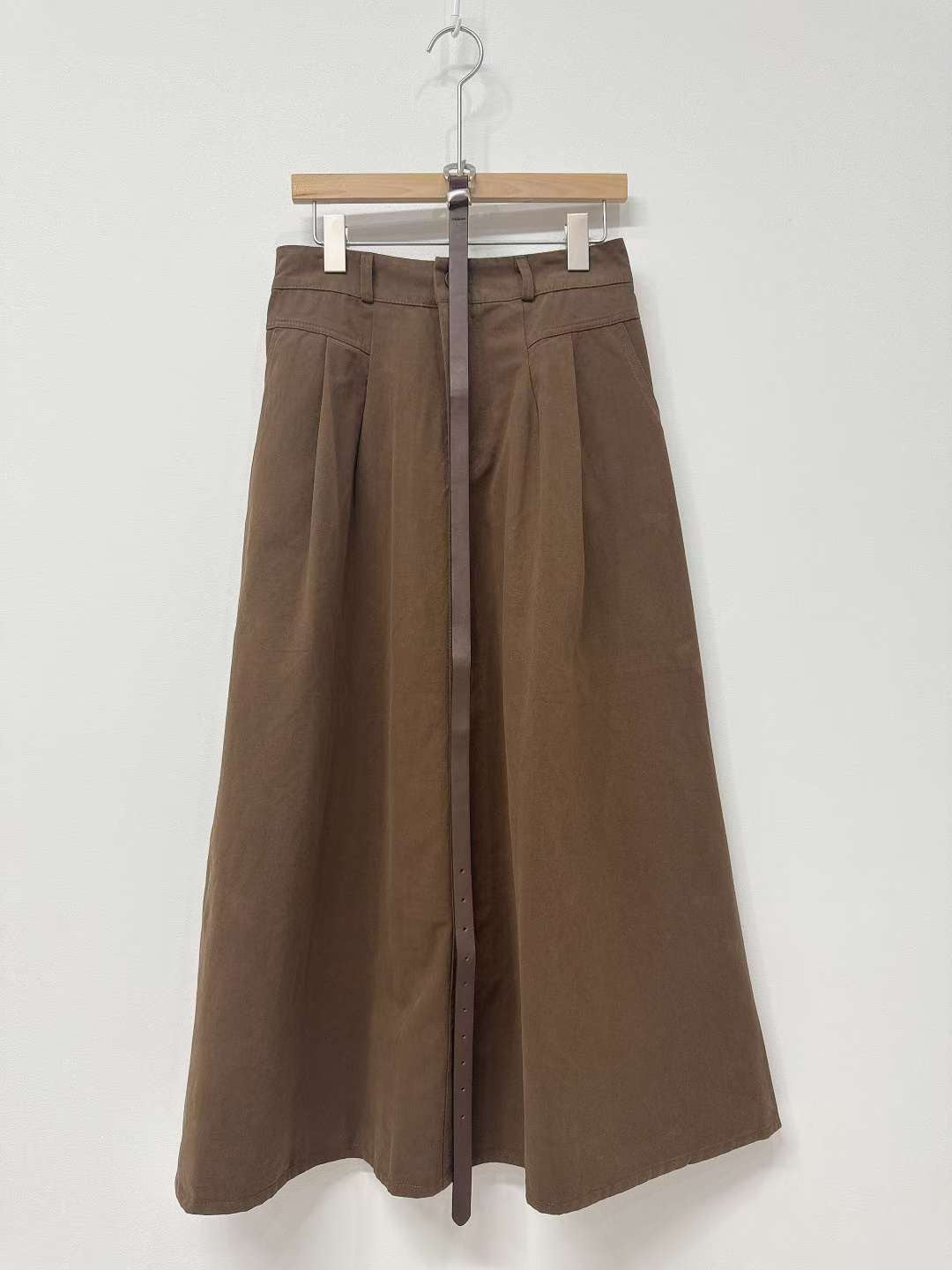 10D108 皮帶+長A字裙(後鬆緊腰)