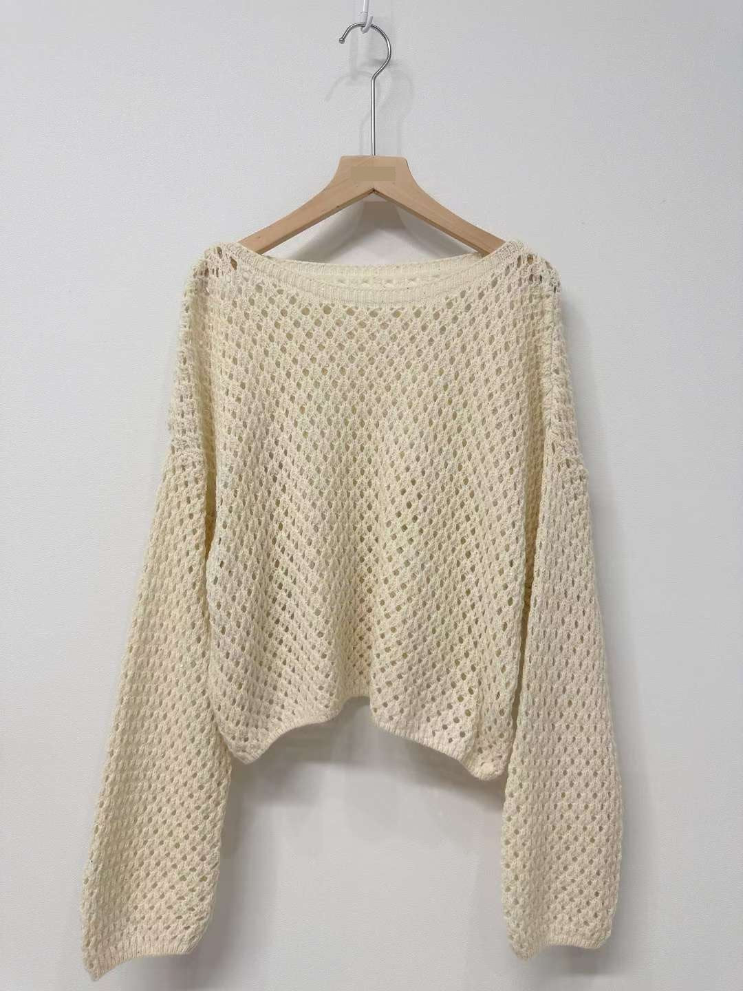 10D117 洞洞長袖針織衫