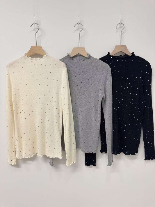 10D105 點點木耳邊針織上衣