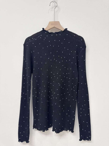 10D105 點點木耳邊針織上衣