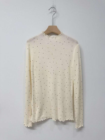 10D105 點點木耳邊針織上衣