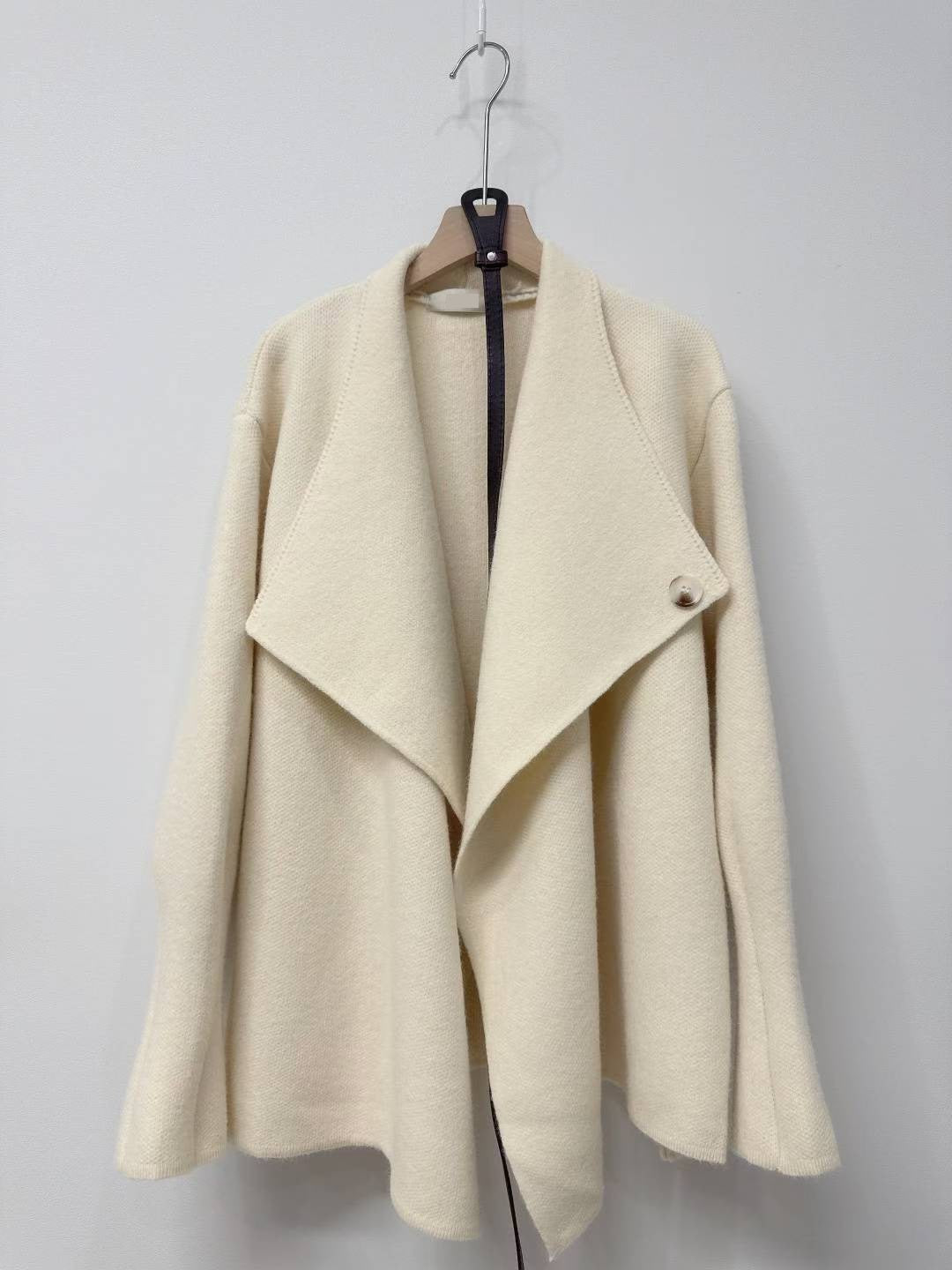 10D118 翻領毛線外套(附腰帶)