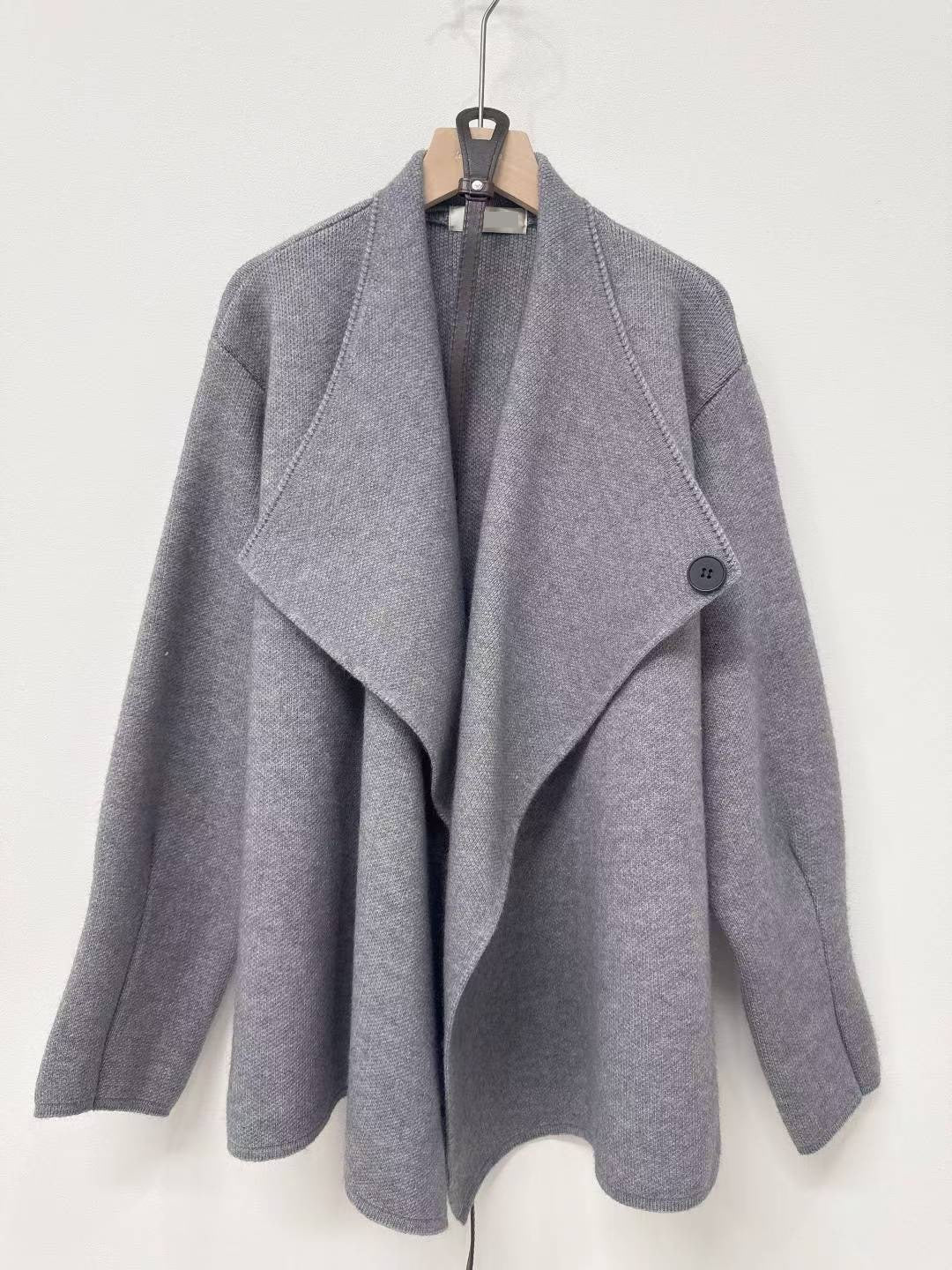 10D118 翻領毛線外套(附腰帶)