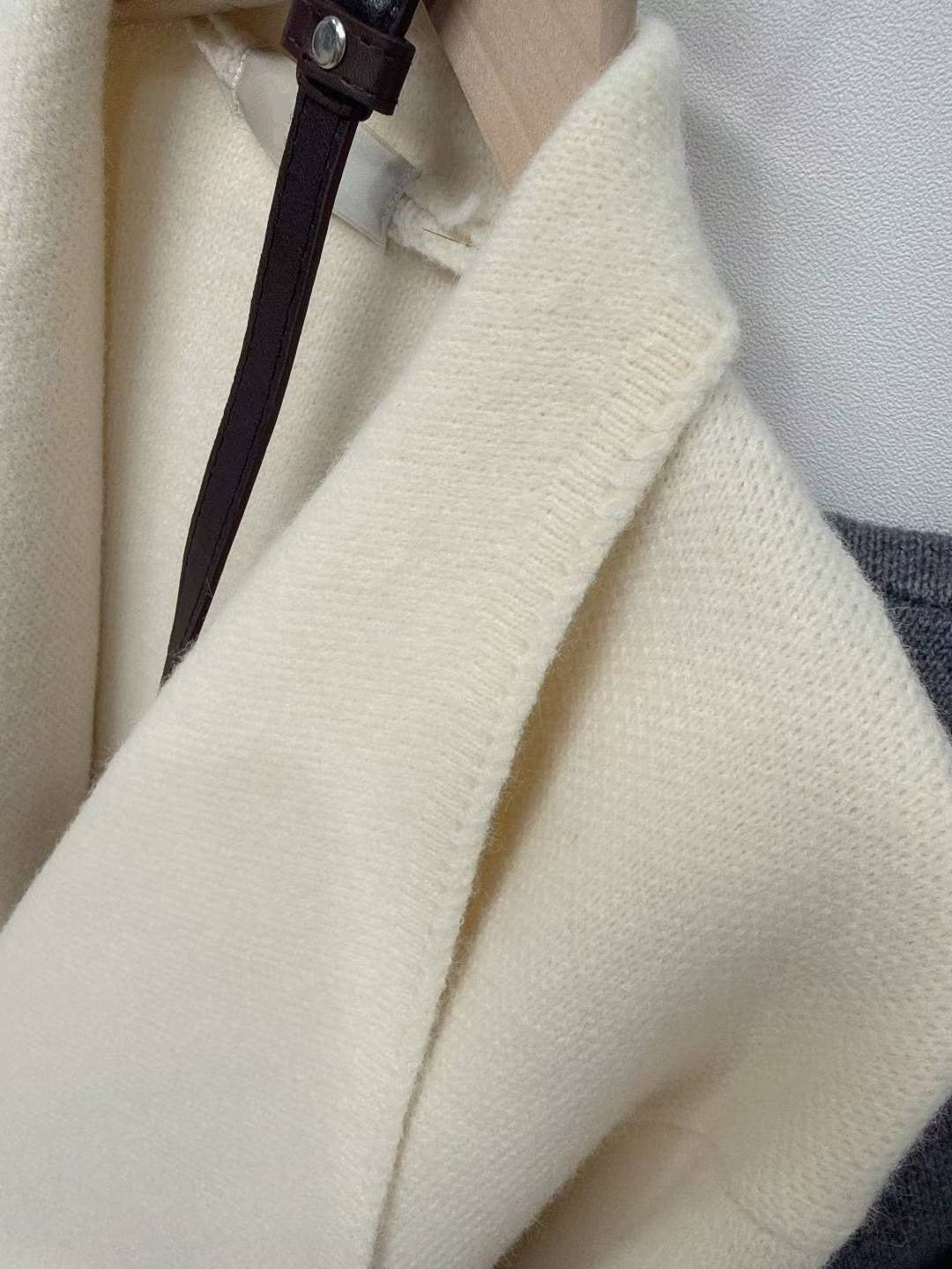 10D118 翻領毛線外套(附腰帶)