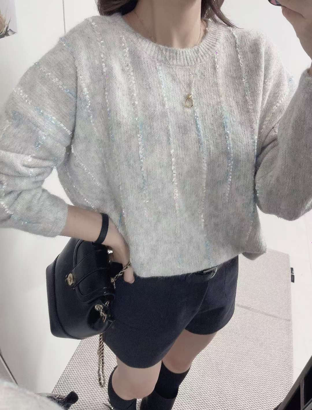 10D106 緞帶直紋舒服毛衣