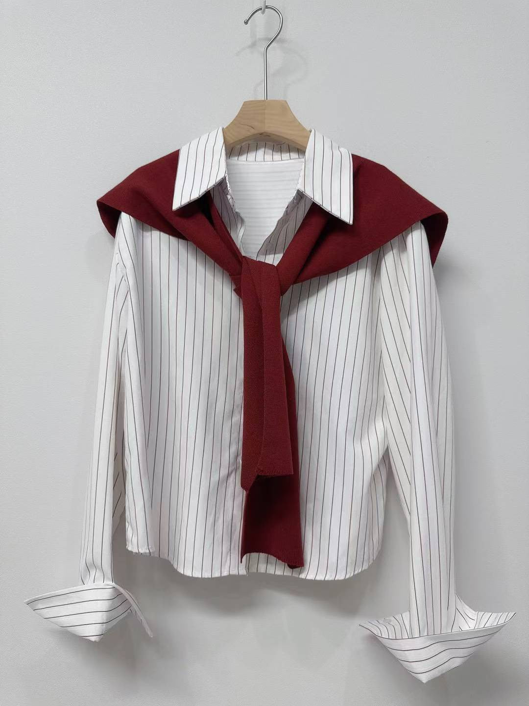 10D107 短版直紋襯衫+針織披肩