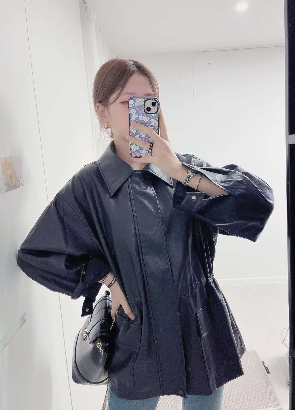 10D121 領子縮腰拉鍊皮外套